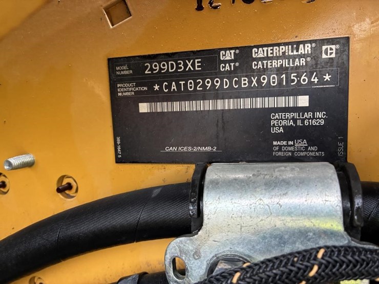 2021-caterpillar-299d3-xe-image-26