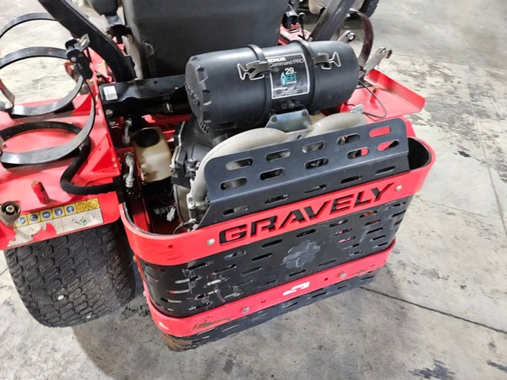 gravely-proturn-460-image-18
