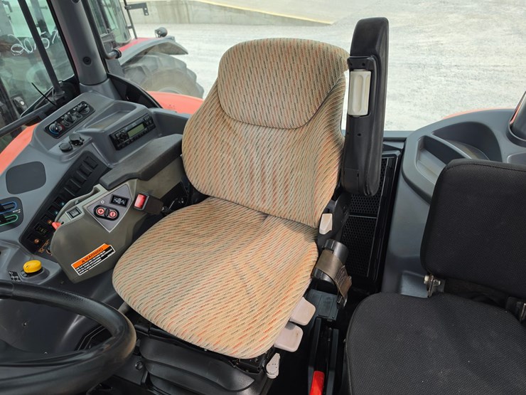 2016-kubota-m6-141-image-7