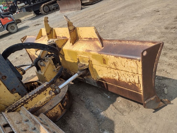 deere-550h-lt-image-22