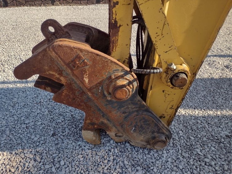 caterpillar-318e-image-20