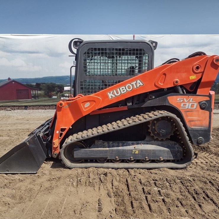 KUBOTA SVL90