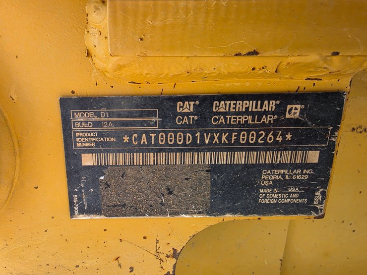 2021-caterpillar-d1-image-21