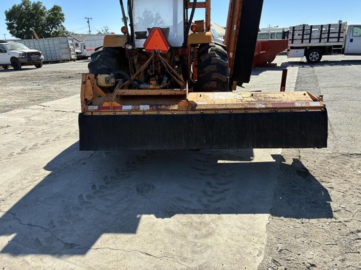 case-ih-4240-image-10