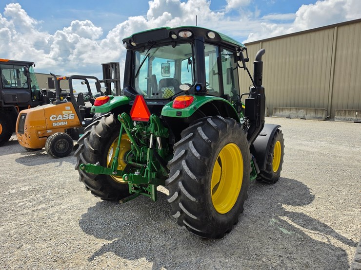 2022-john-deere-6120m-image-16