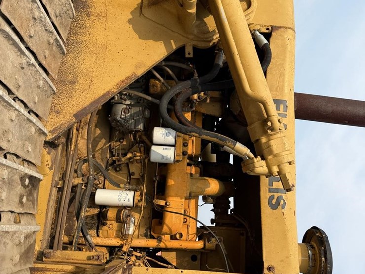 fiat-allis-bulldozer-w/-__-ft.-4-way-blade-8318-image-39