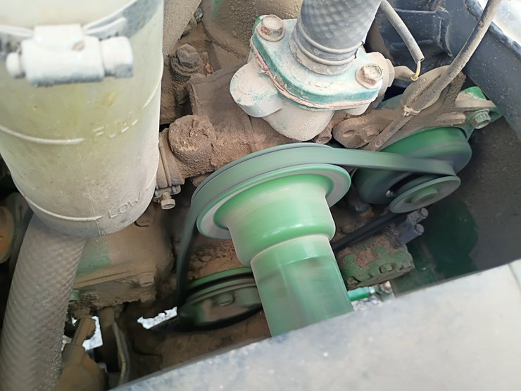 1992-john-deere-870-image-17