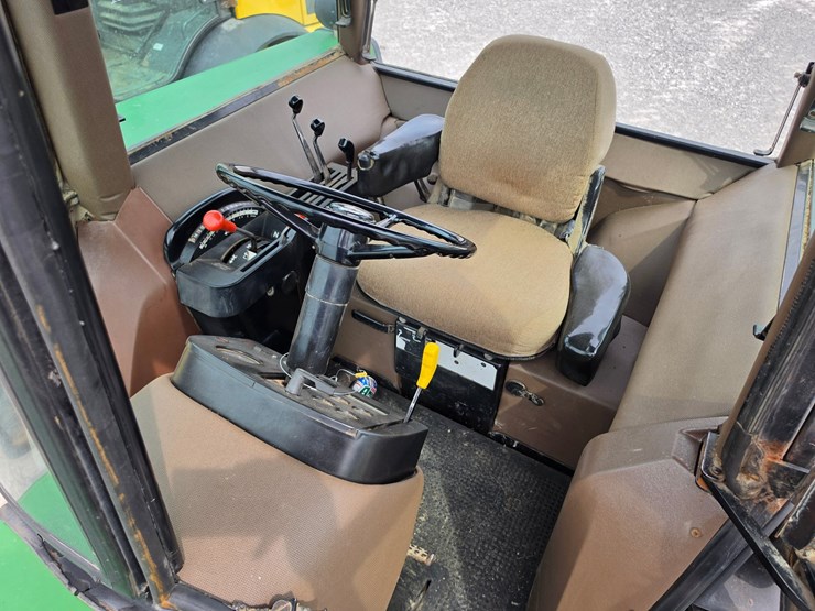 1988-john-deere-4050-image-6