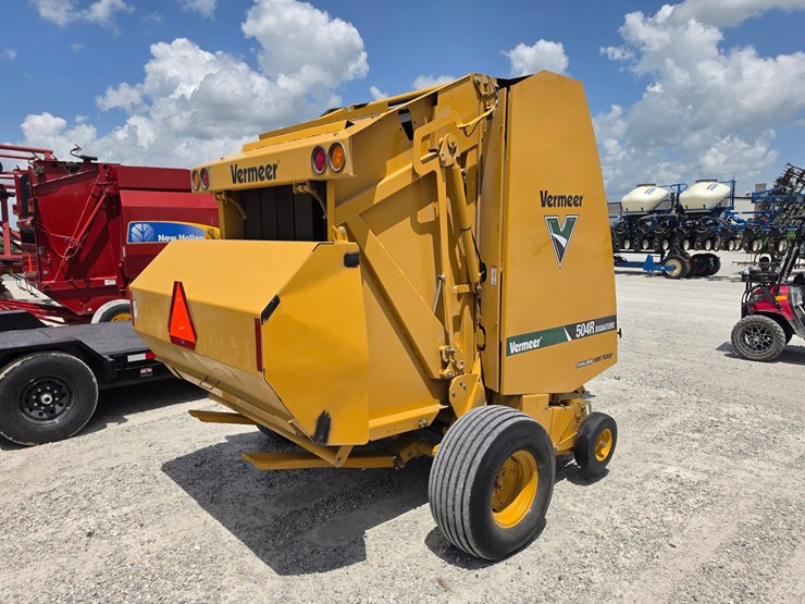 2019-vermeer-504r-image-7