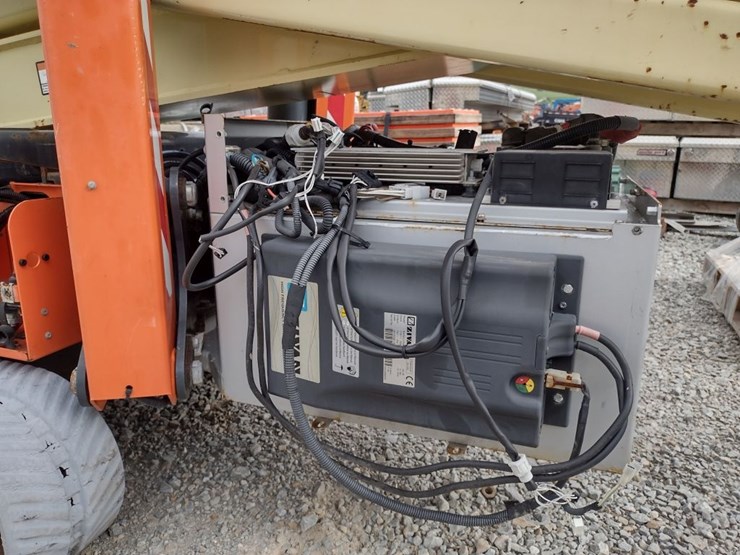 jlg-x600aj-image-16