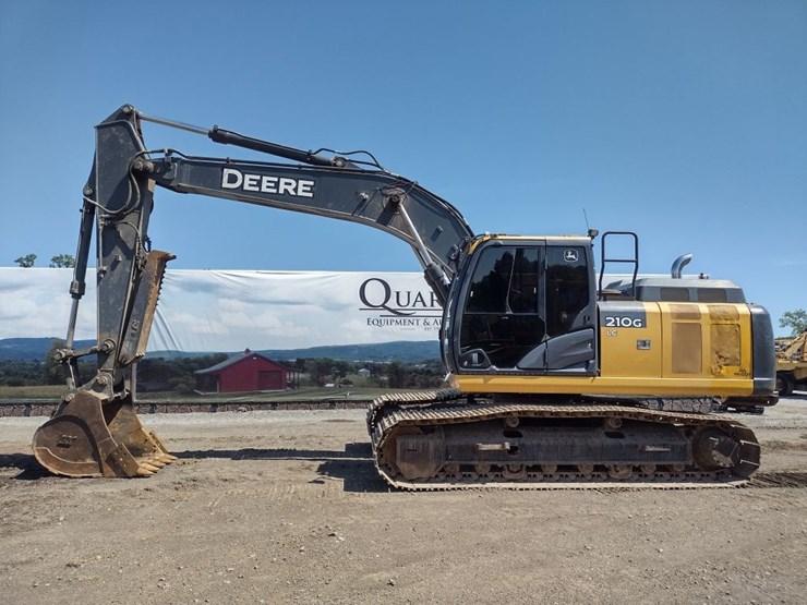 deere-210g-lc-image-1