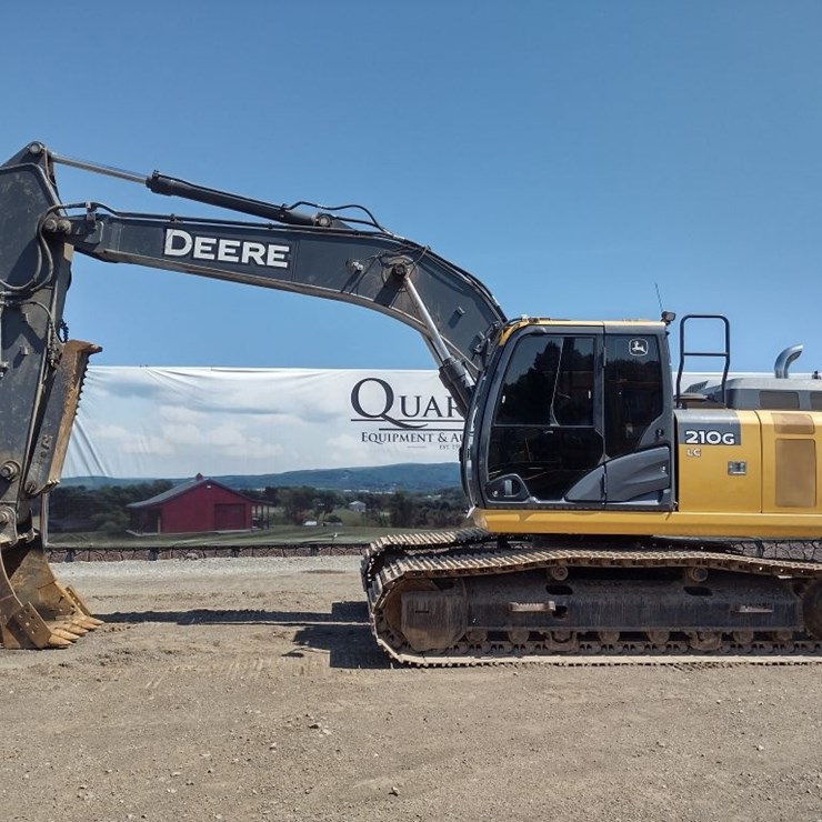 DEERE 210G LC