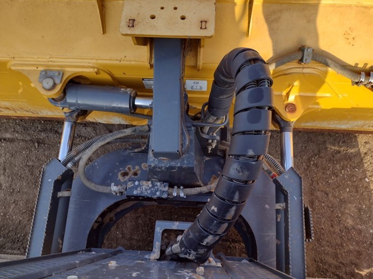 deere-700l-lgp-image-26
