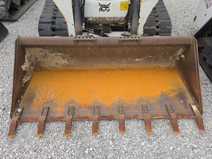 2022-bobcat-t550-image-6