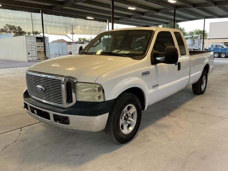 2005-ford-f250-image-4