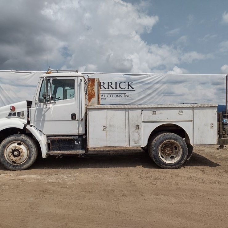 FREIGHTLINER FL70