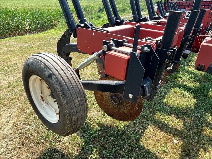 case-ih-5000-image-31
