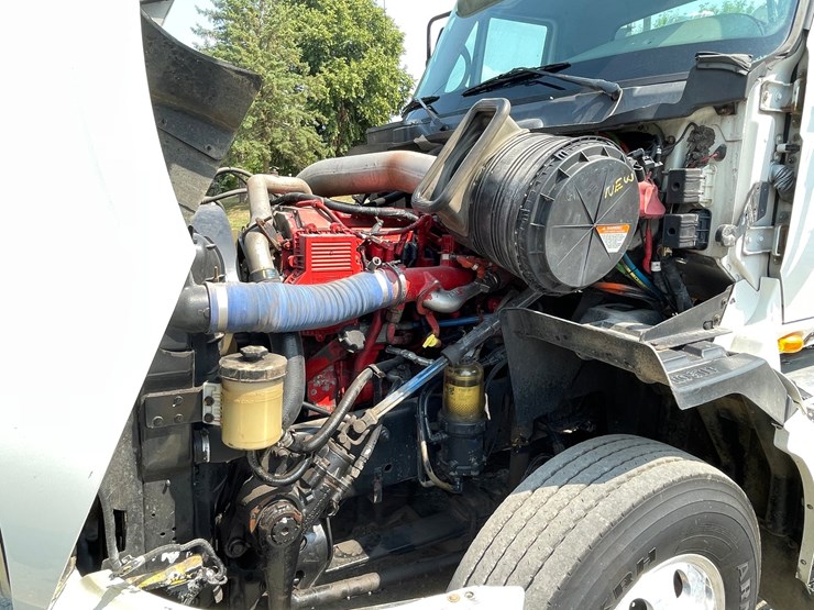 2011-international-prostar-image-55