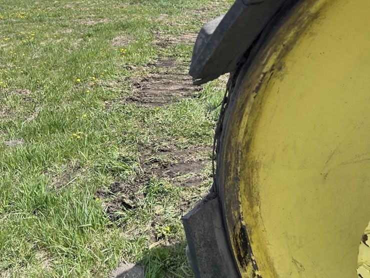 2000-john-deere-9400t-image-33