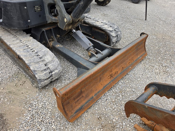 2023-bobcat-e42-image-23