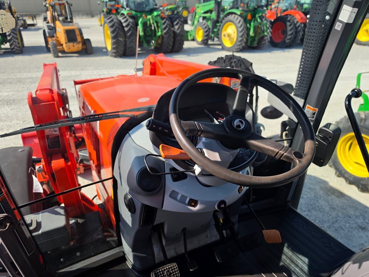 2019-kubota-m7-172-image-14
