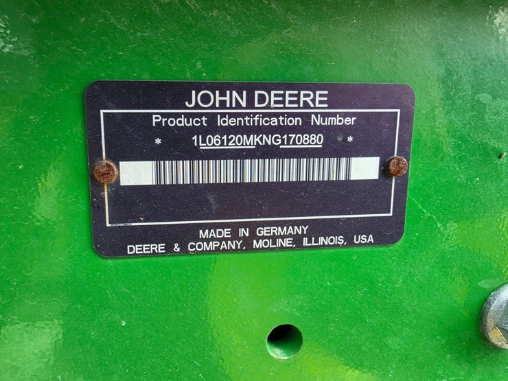 2022-john-deere-6120m-image-17