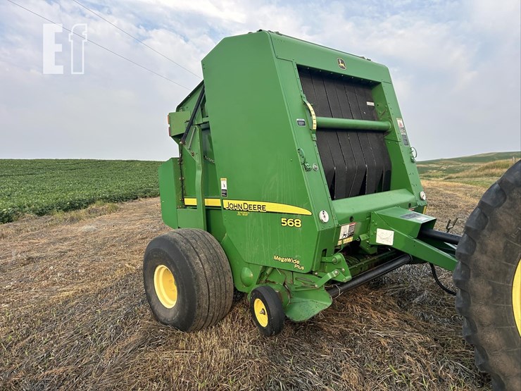 2010-john-deere-568-image-7