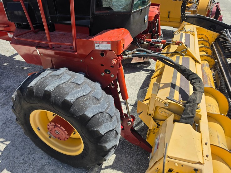 2005-new-holland-hw305-image-20
