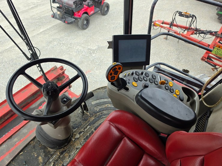 2011-case-ih-7120-image-9