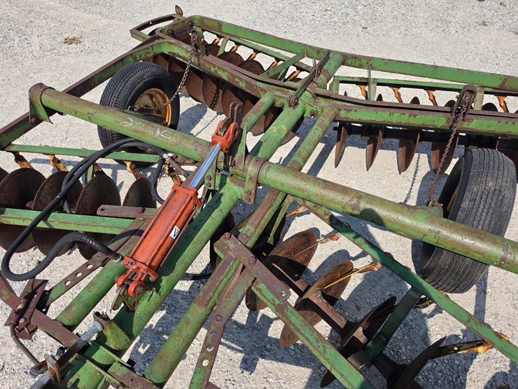 john-deere-aw-image-3