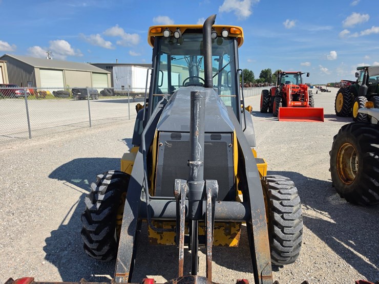 2015-deere-310sl-image-4