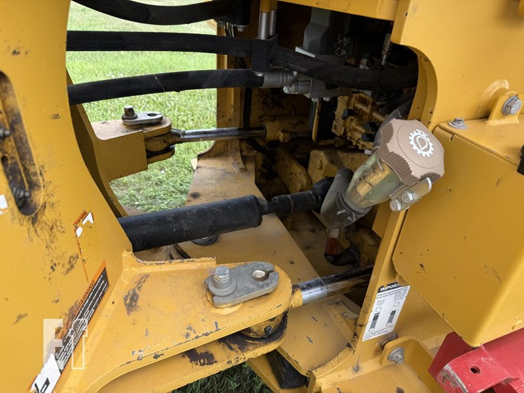 2019-deere-524l-image-21