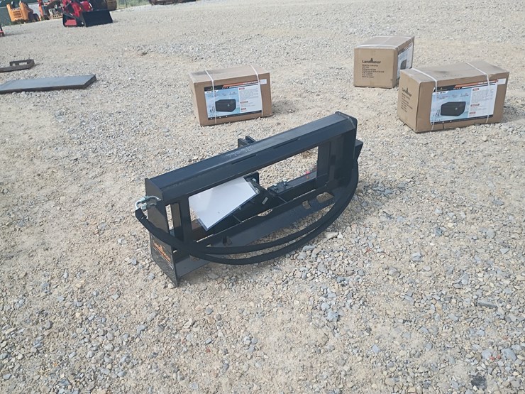 #l76-056-•-landhonor-3-point-adapter-skid-steer-attachment-image-4