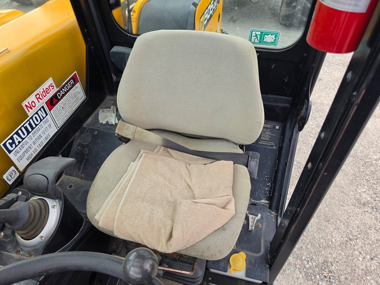 2018-jcb-505-20tc-image-8