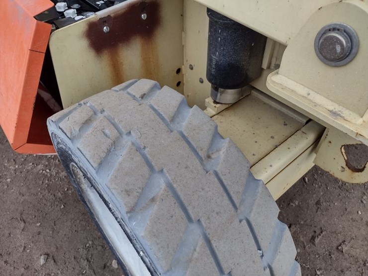 jlg-4069le-image-21