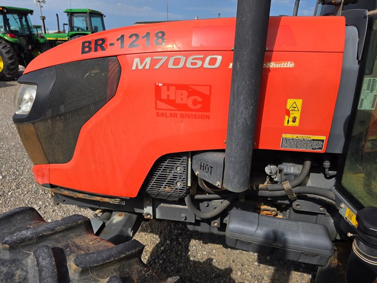 2017-kubota-m7060-image-7