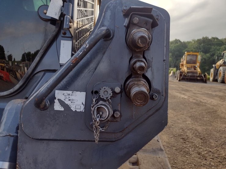 deere-333g-image-22