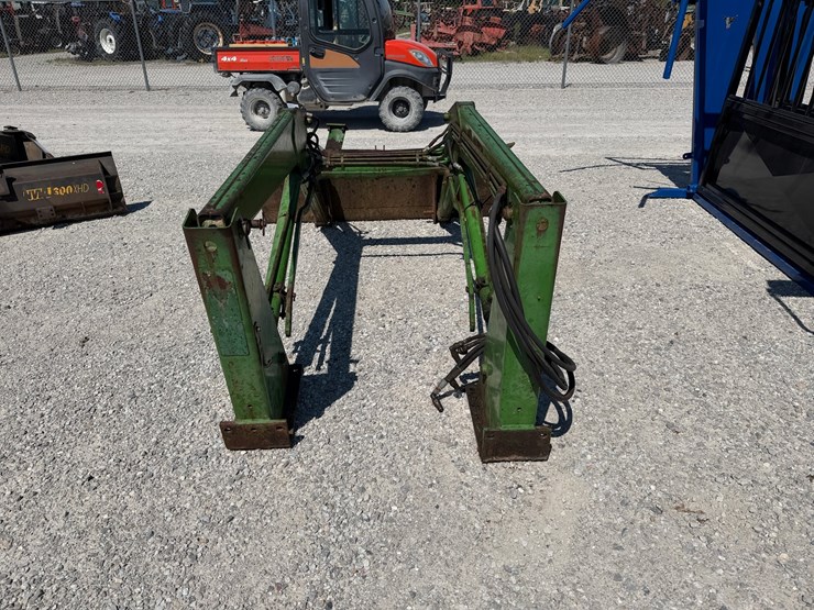 john-deere-158-image-7