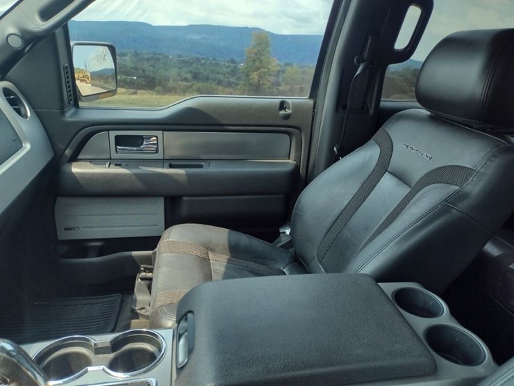 ford-f150-raptor-image-12