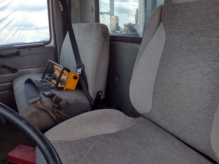 western-star-4900-image-12