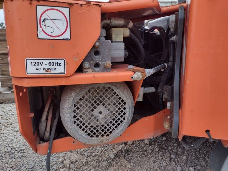 jlg-x600aj-image-15