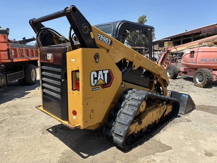 2020-caterpillar-289d3-image-3