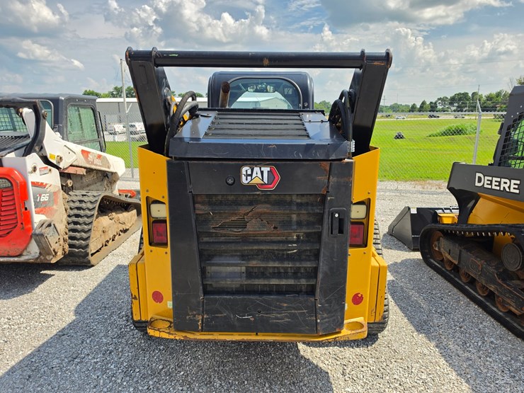 2020-caterpillar-299d3-image-18