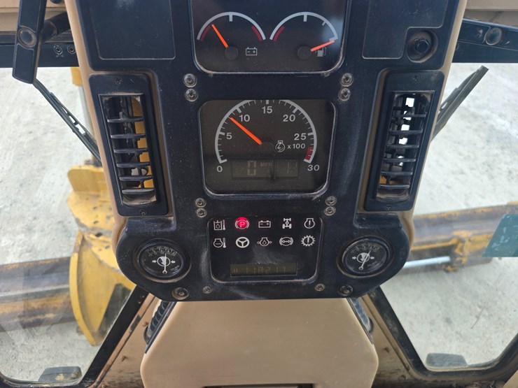 2007-caterpillar-12h-image-98
