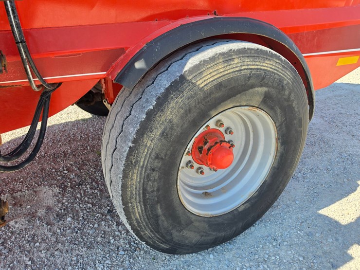 2018-kuhn-knight-vt156-image-9