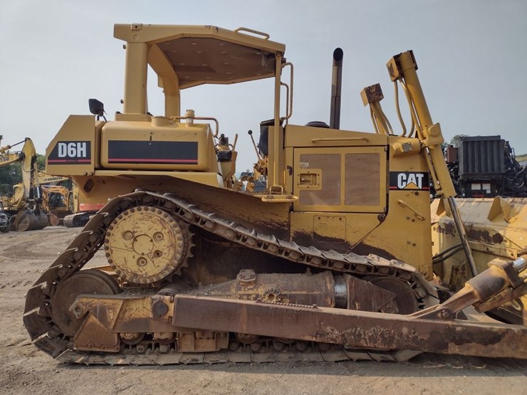 caterpillar-d6h-image-22