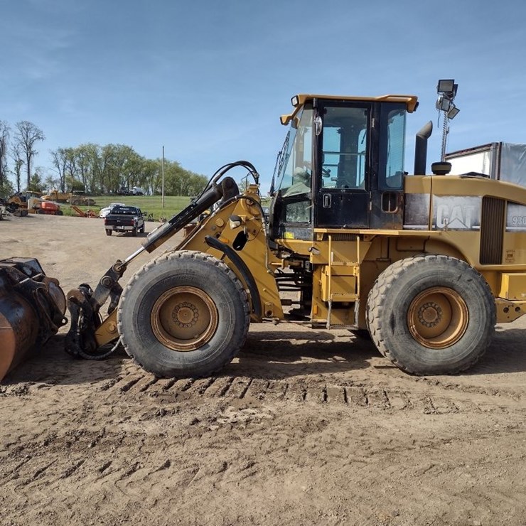 CATERPILLAR 930G