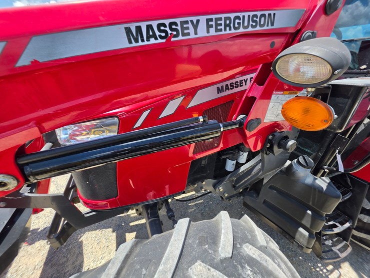 2021-massey-ferguson-6713-image-22