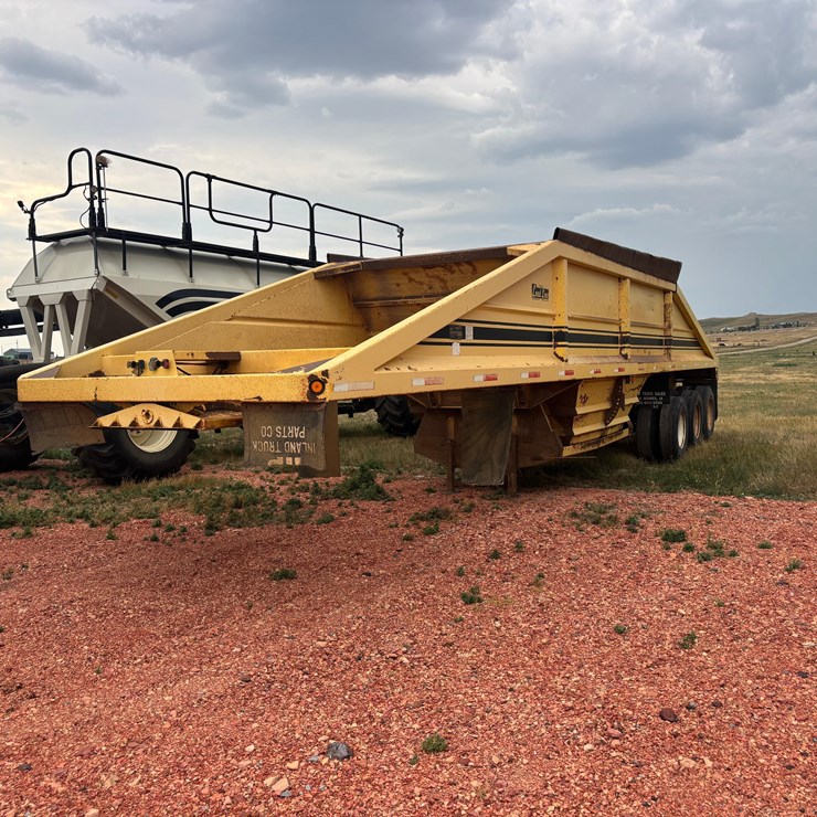 1996 Load Line Mfg. Trailer