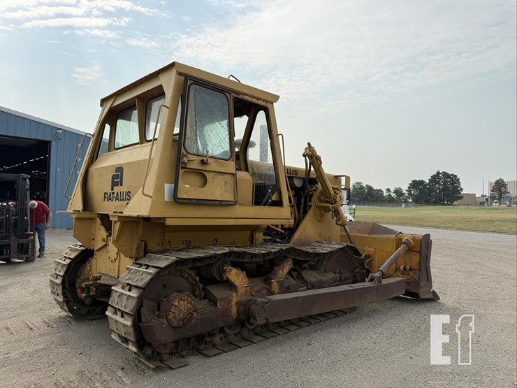 fiat-allis-bulldozer-w/-__-ft.-4-way-blade-8318-image-4